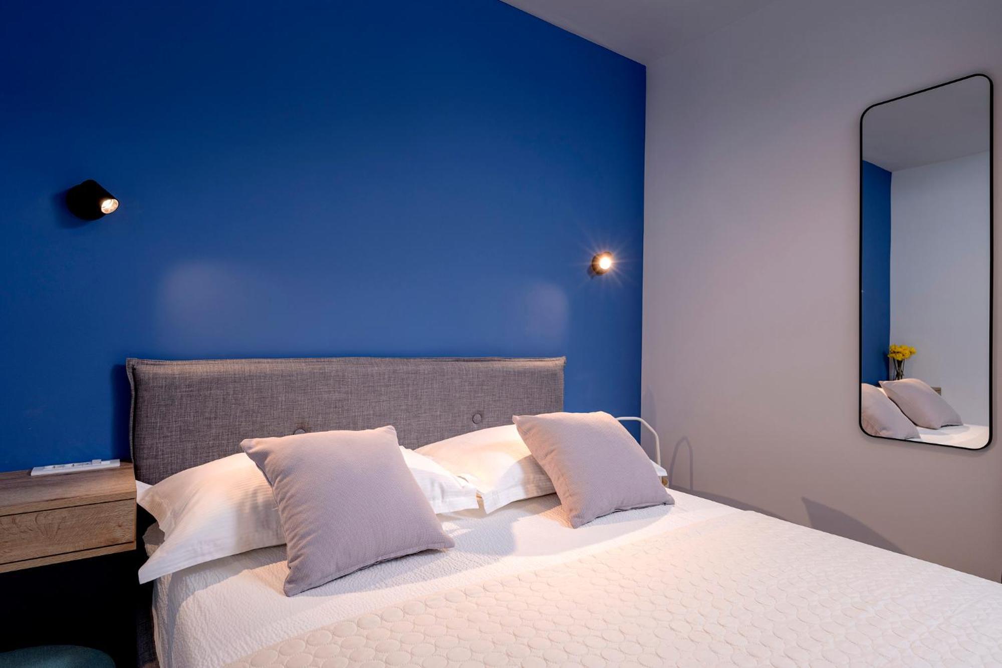 Modern, 2 Bedroom Apartment ฮวาร์ ภายนอก รูปภาพ